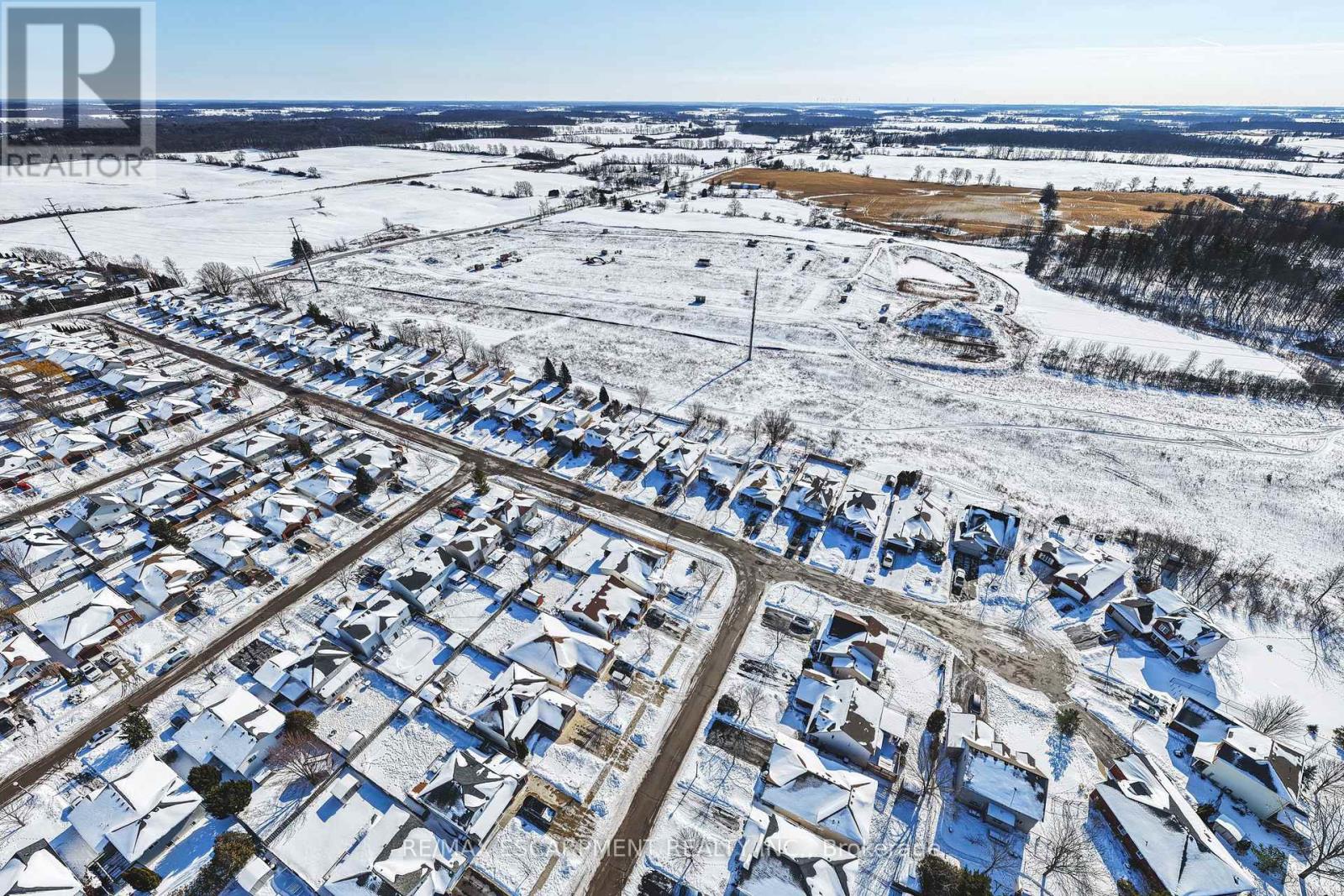 47 Fuller Drive, Haldimand, Ontario  N3W 2M2 - Photo 37 - X12762164