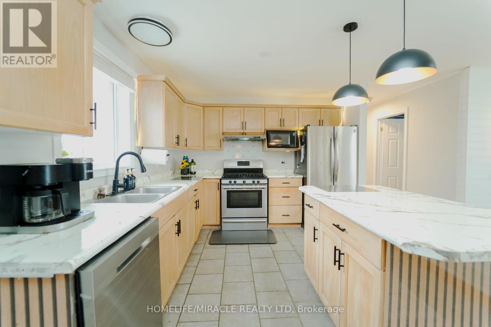 1537 Longlois Avenue, Windsor, Ontario  N8X 4M3 - Photo 7 - X12762188