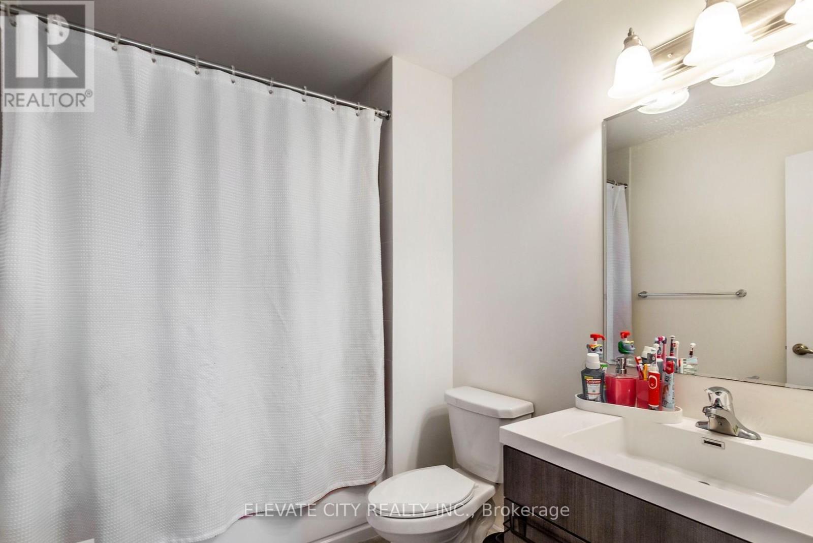 46 Daylily Lane, Kitchener, Ontario  N2R 0L7 - Photo 16 - X12762194