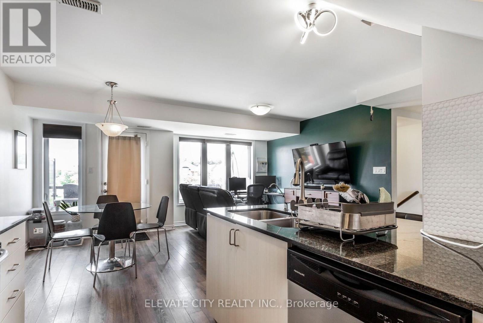 46 Daylily Lane, Kitchener, Ontario  N2R 0L7 - Photo 9 - X12762194