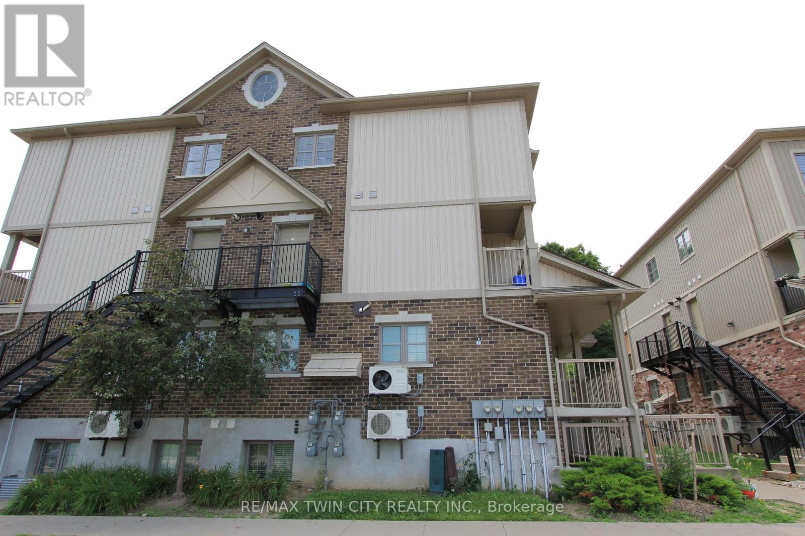 3e - 255 Maitland Street, Kitchener, Ontario  N2R 1Z2 - Photo 4 - X12762222