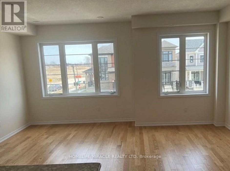 4 Baskett Drive, Brantford, Ontario  N3T 5L5 - Photo 3 - X12762238