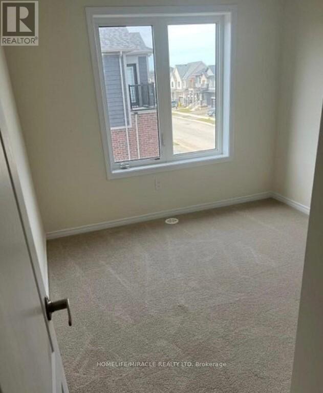 4 Baskett Drive, Brantford, Ontario  N3T 5L5 - Photo 4 - X12762238