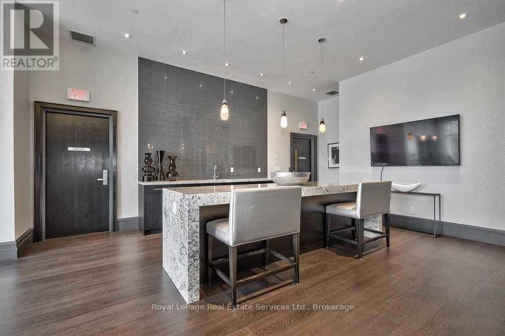 510 - 55 Speers Road, Oakville (Co Central), Ontario  L6K 3R6 - Photo 20 - W12762488