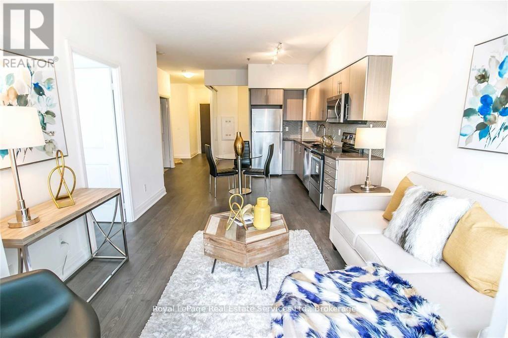 510 - 55 Speers Road, Oakville (Co Central), Ontario  L6K 3R6 - Photo 3 - W12762488