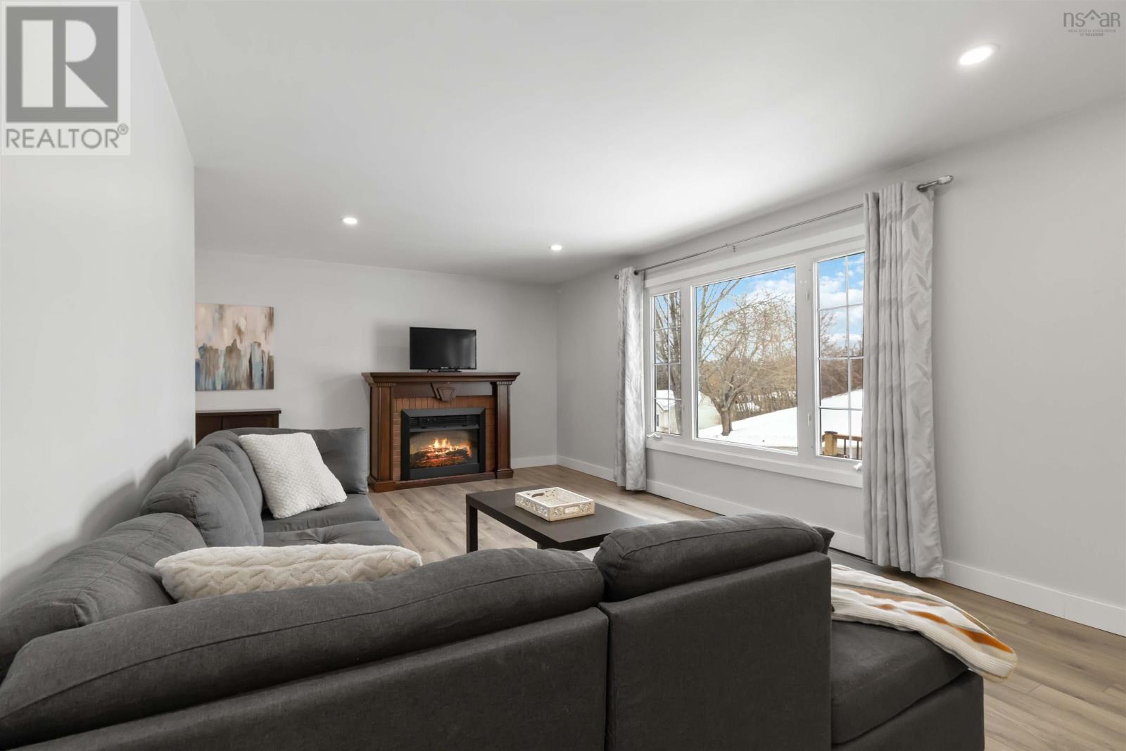 171 Centennial Avenue, Lunenburg, Nova Scotia  B0J 2C0 - Photo 13 - 202602212