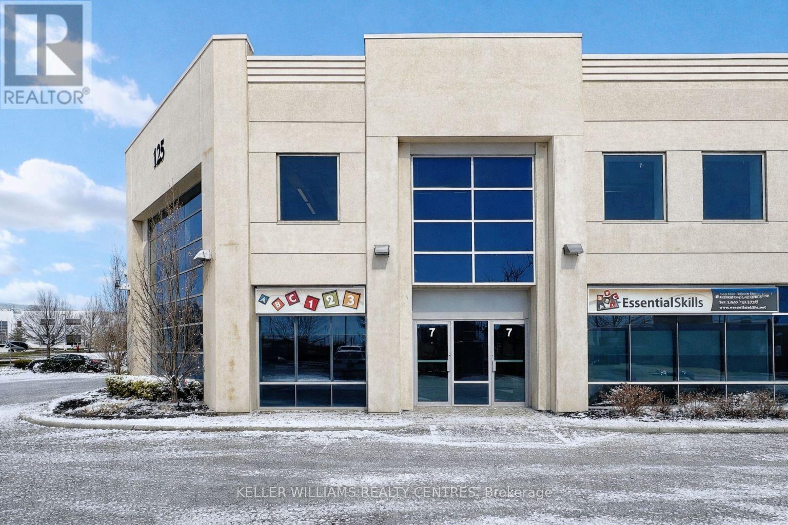 Unit 7 - 125 Don Hillock Drive, Aurora, Ontario  L4G 0H8 - Photo 19 - N12700526