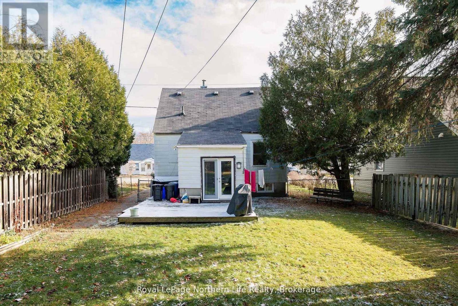 967 Galt Street, North Bay (Central), Ontario  P1B 5N5 - Photo 34 - X12762410