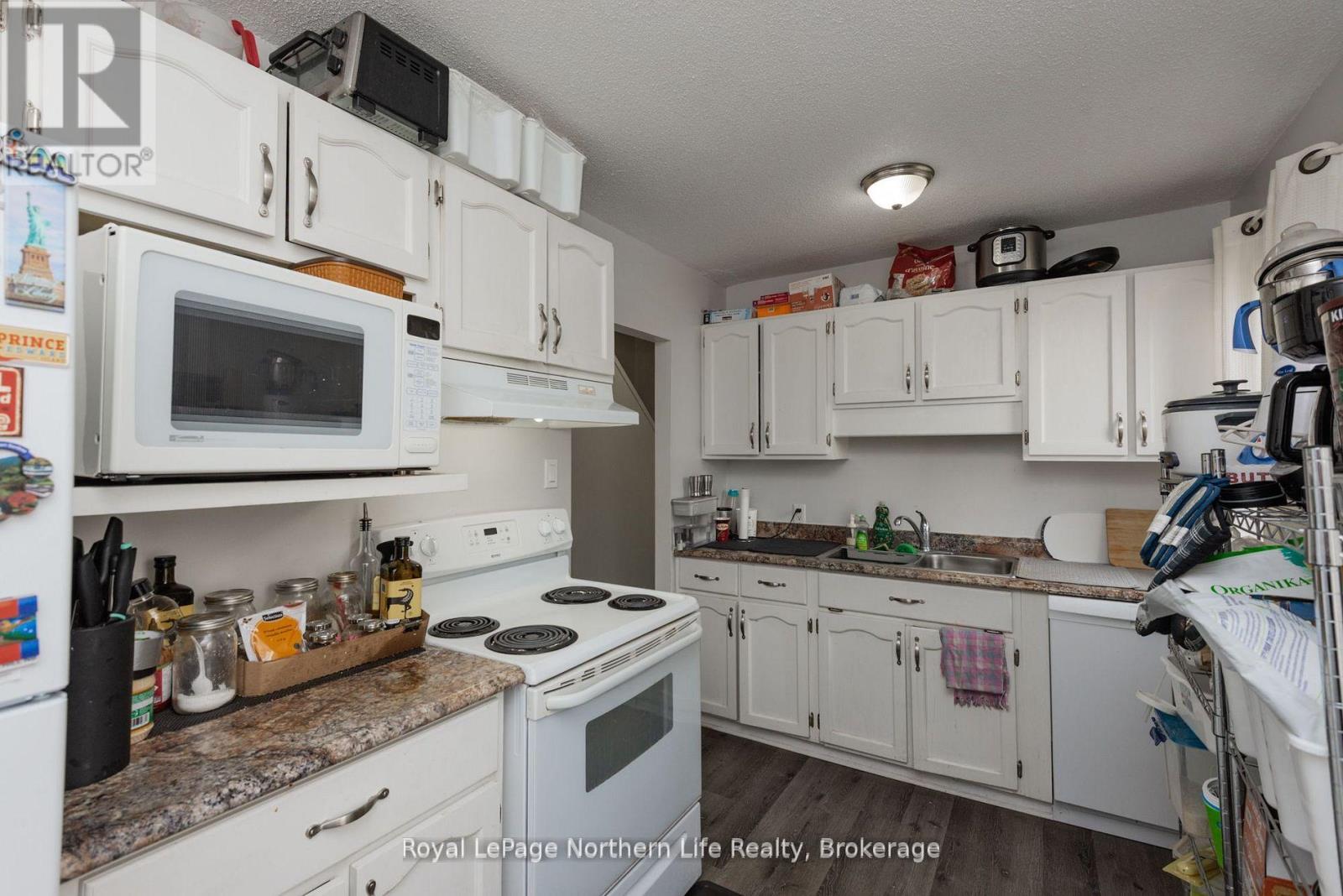 967 Galt Street, North Bay (Central), Ontario  P1B 5N5 - Photo 8 - X12762410