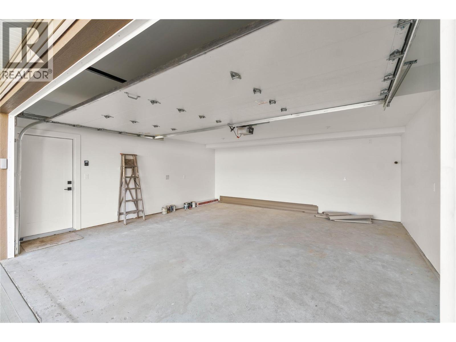 302 Brooke Drive, Chase, British Columbia   - Photo 10 - 10375025