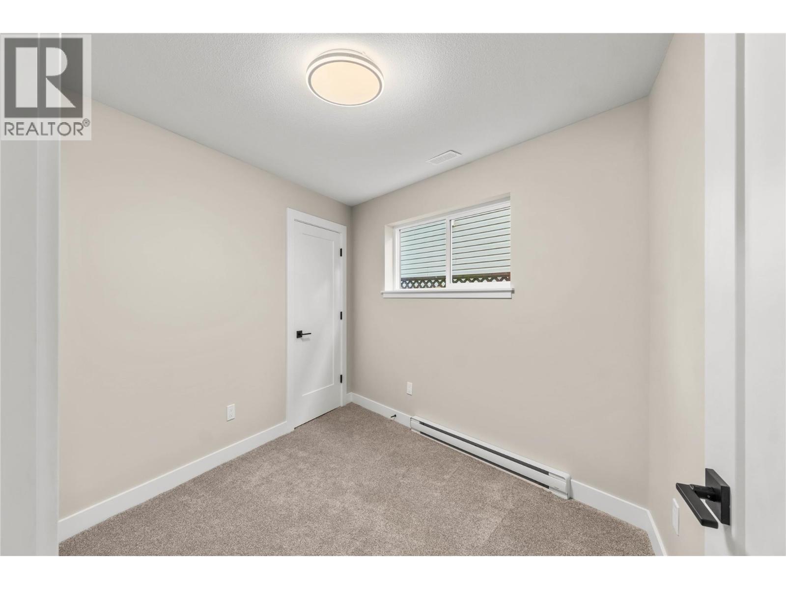 302 Brooke Drive, Chase, British Columbia   - Photo 13 - 10375025