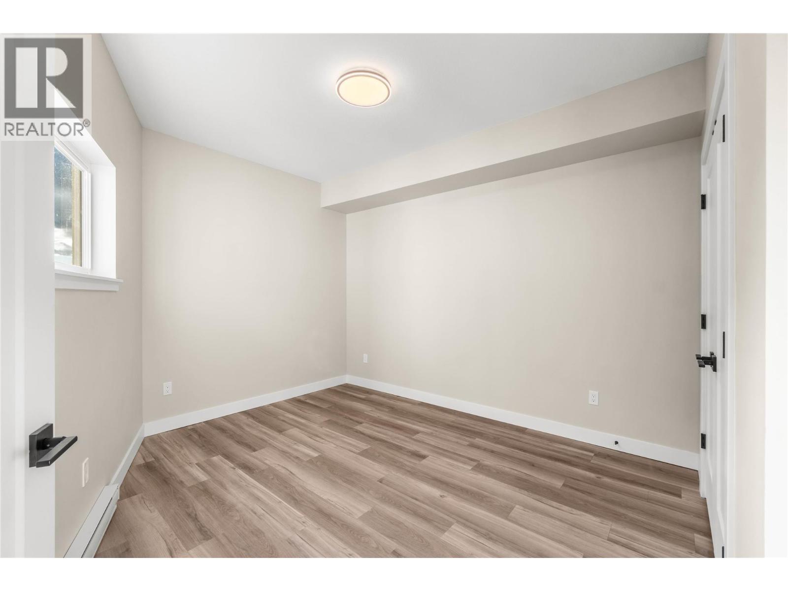 302 Brooke Drive, Chase, British Columbia   - Photo 16 - 10375025