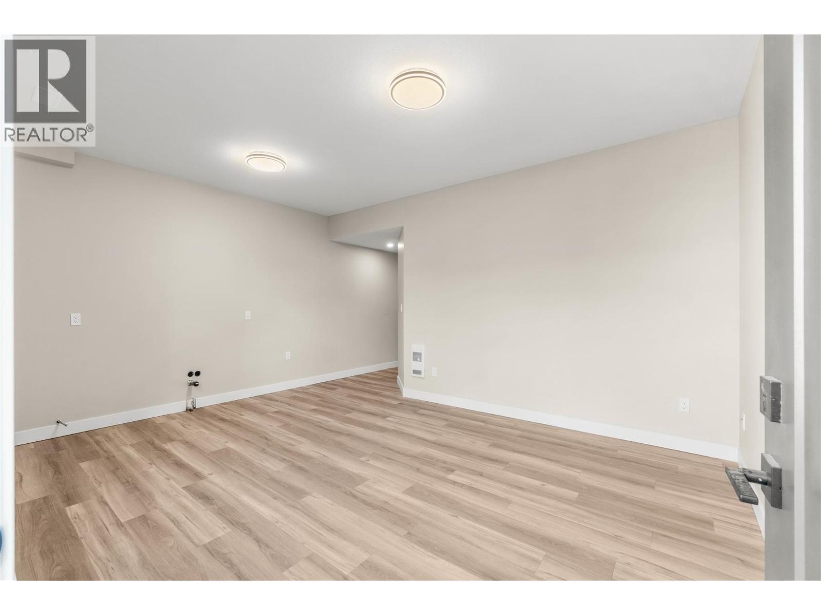 302 Brooke Drive, Chase, British Columbia   - Photo 18 - 10375025