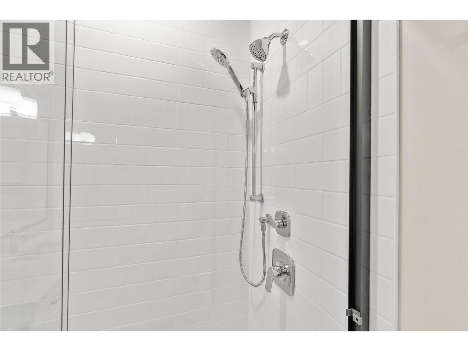 302 Brooke Drive, Chase, British Columbia   - Photo 25 - 10375025