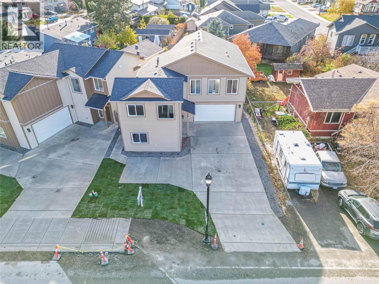 302 Brooke Drive, Chase, British Columbia   - Photo 32 - 10375025