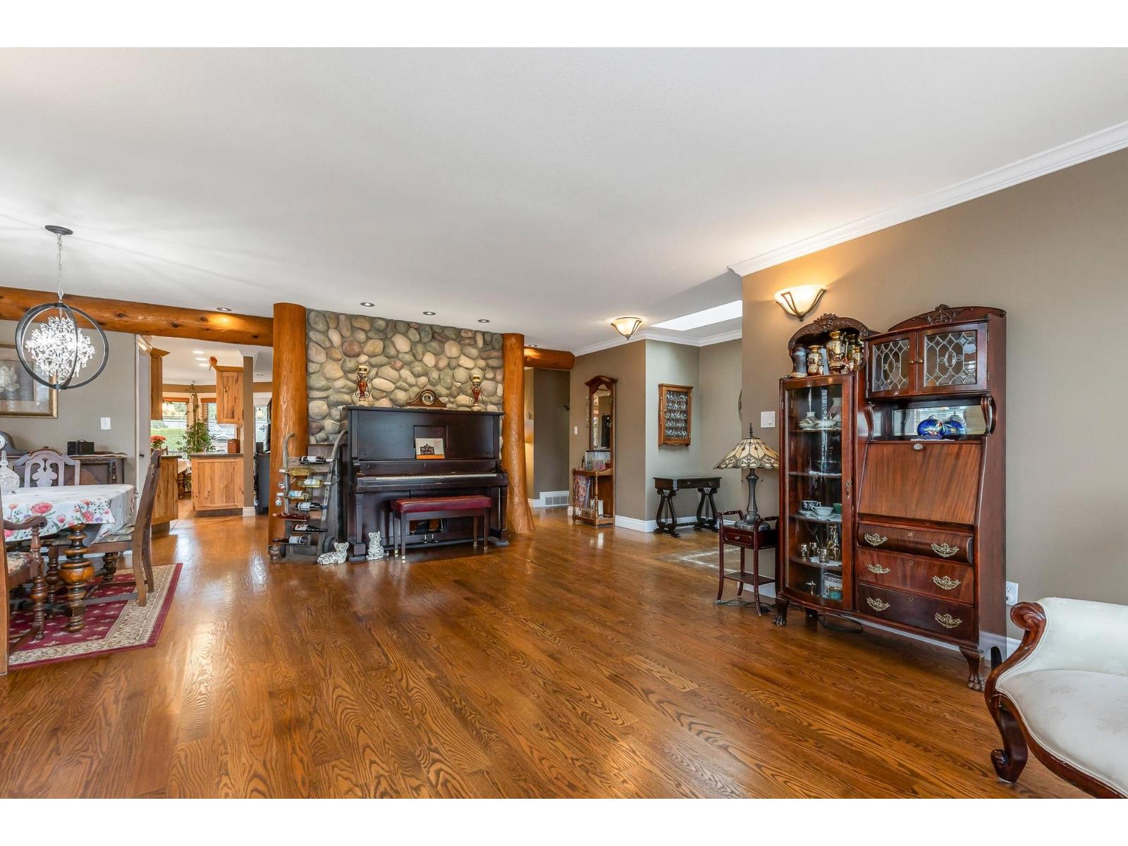 6789 Henry Street, Sardis South, Chilliwack, British Columbia  V2R 2W1 - Photo 9 - R3086568