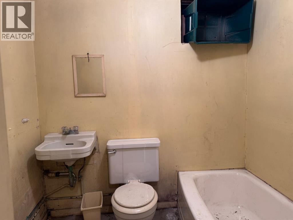 4406 47 Avenue, Stettler, Alberta  T4K 0B7 - Photo 44 - A2252007