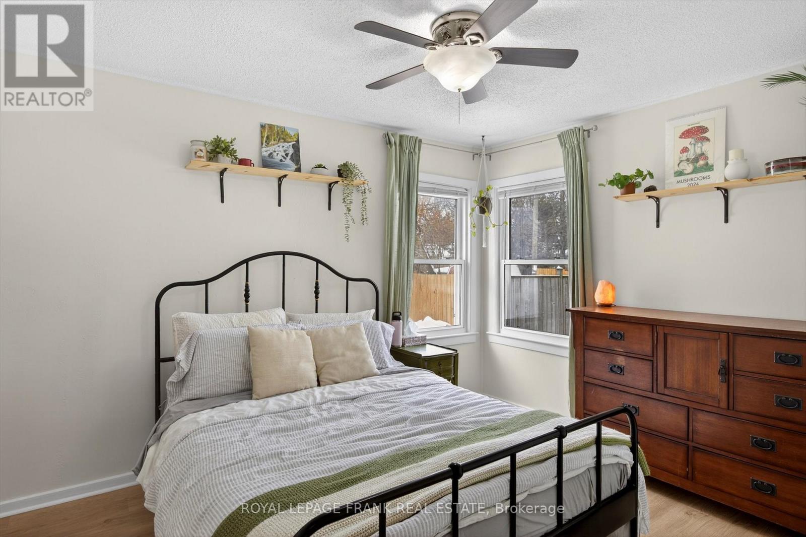 744 Brown Street, Peterborough, Ontario  K9J 4K8 - Photo 16 - X12762452