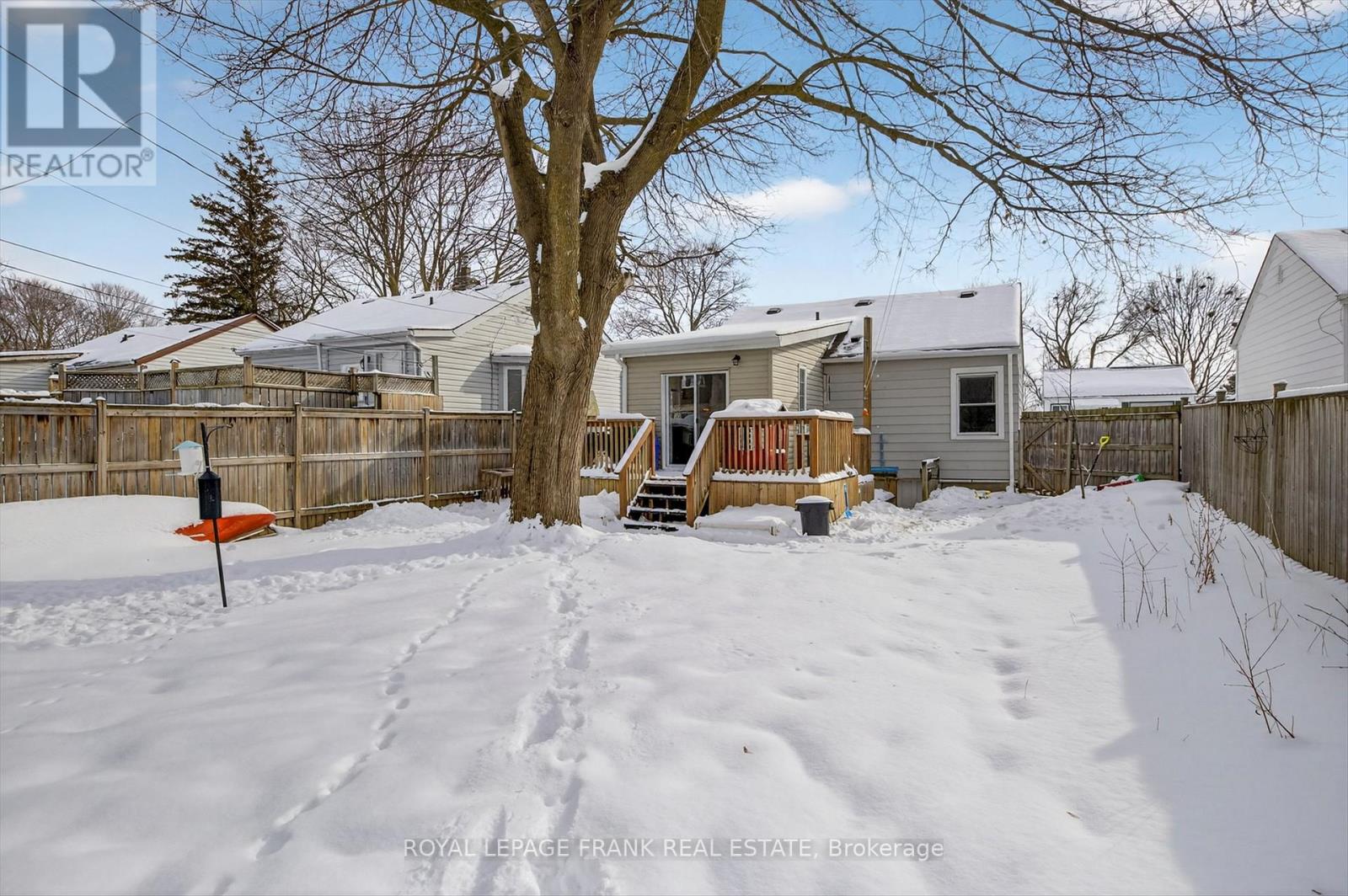 744 Brown Street, Peterborough, Ontario  K9J 4K8 - Photo 23 - X12762452