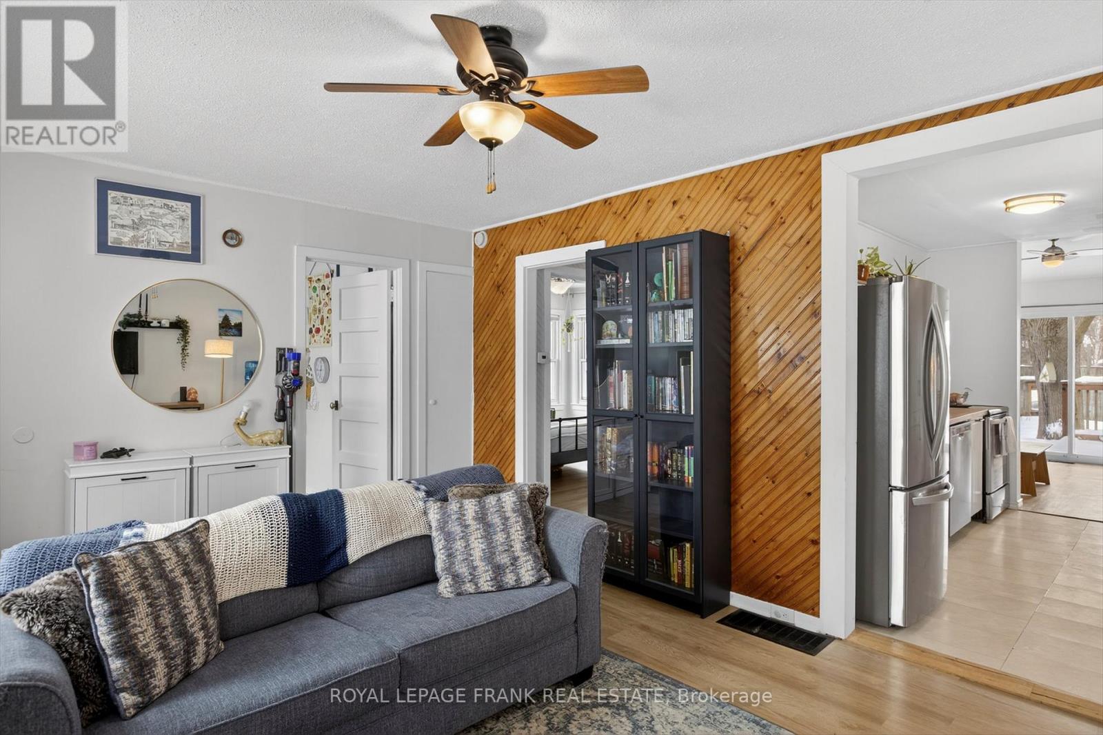 744 Brown Street, Peterborough, Ontario  K9J 4K8 - Photo 7 - X12762452