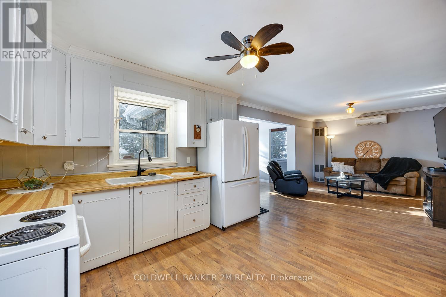 940 Killarney Bay Road, Kawartha Lakes (Fenelon), Ontario  K0M 1G0 - Photo 10 - X12762472