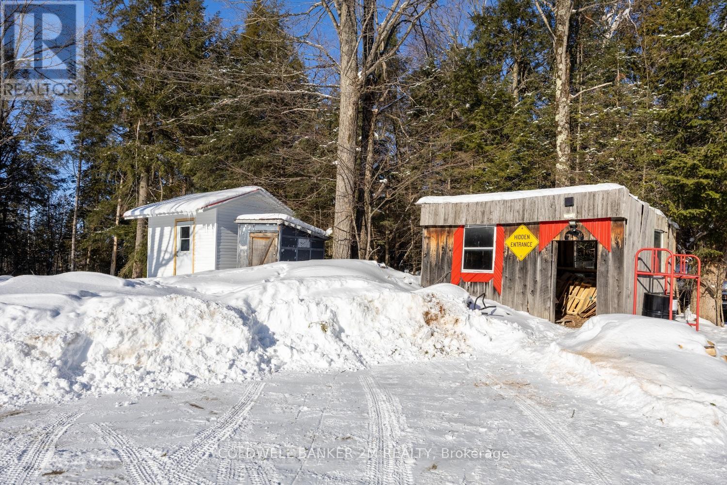 940 Killarney Bay Road, Kawartha Lakes (Fenelon), Ontario  K0M 1G0 - Photo 22 - X12762472