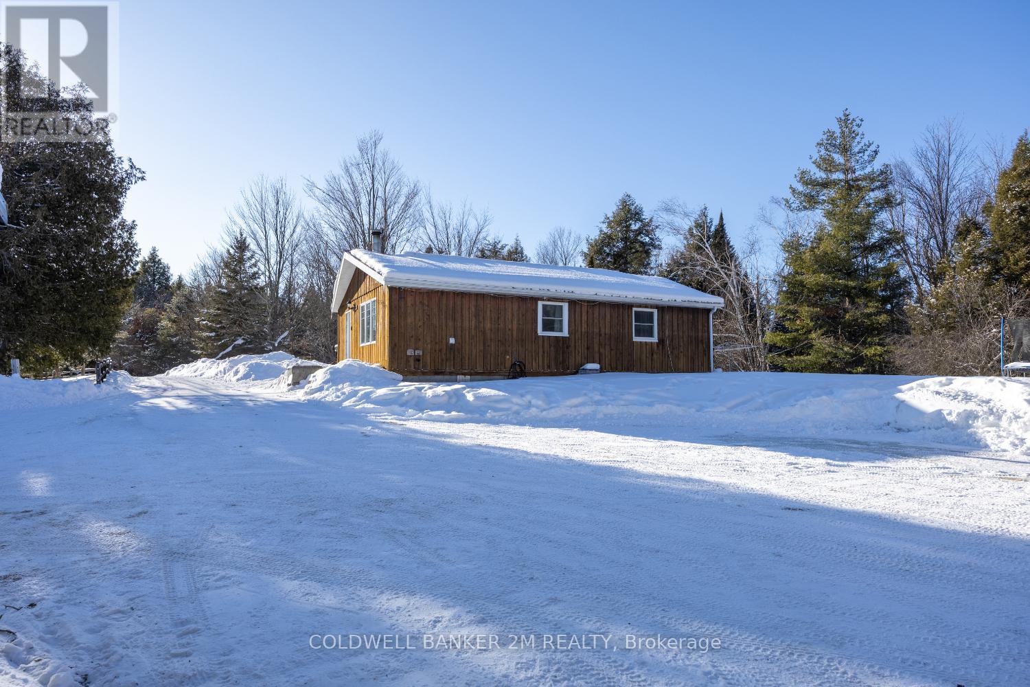 940 Killarney Bay Road, Kawartha Lakes (Fenelon), Ontario  K0M 1G0 - Photo 24 - X12762472