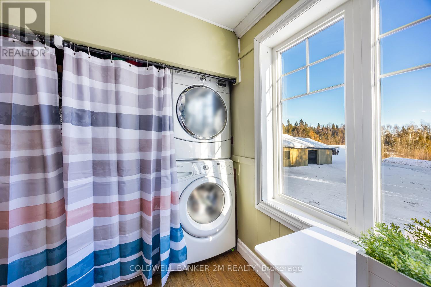 940 Killarney Bay Road, Kawartha Lakes (Fenelon), Ontario  K0M 1G0 - Photo 7 - X12762472