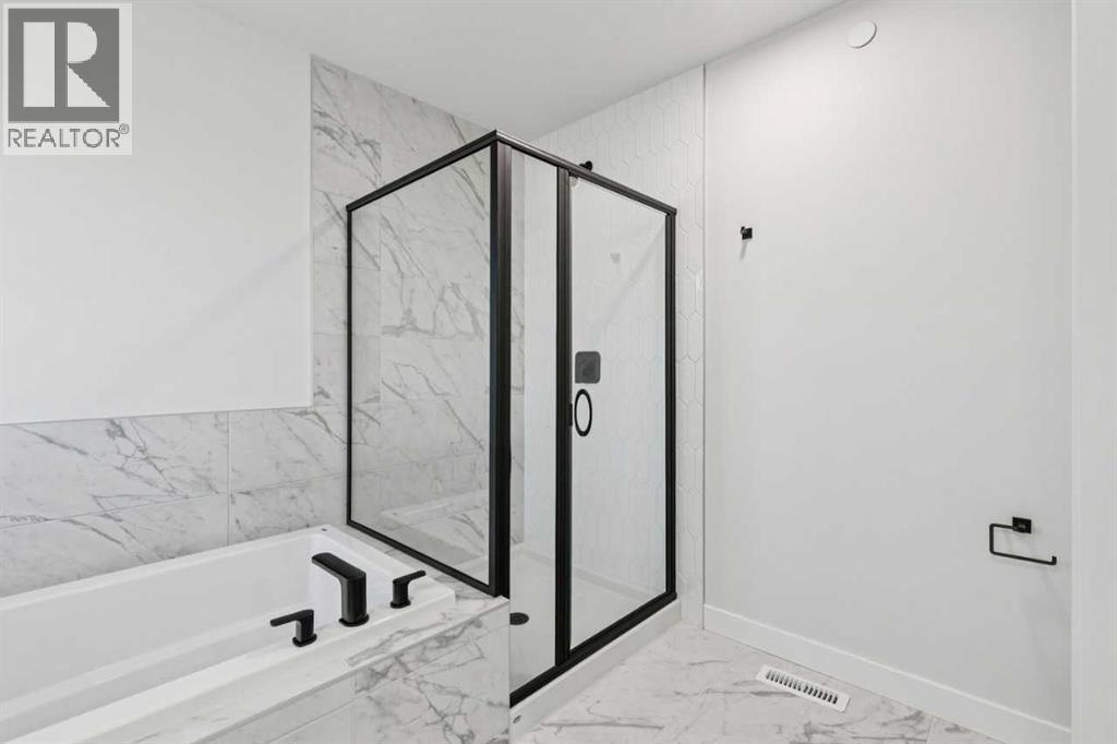 378 Hotchkiss Manor Se, Calgary, Alberta  T2S 0J9 - Photo 18 - A2270264