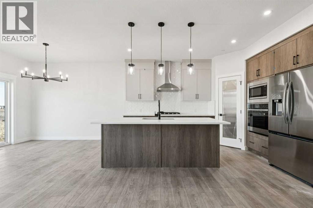 378 Hotchkiss Manor Se, Calgary, Alberta  T2S 0J9 - Photo 6 - A2270264