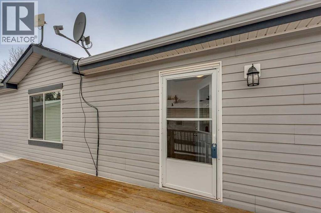 4512 47 Street, Alix, Alberta  T0C 0B0 - Photo 5 - A2273958