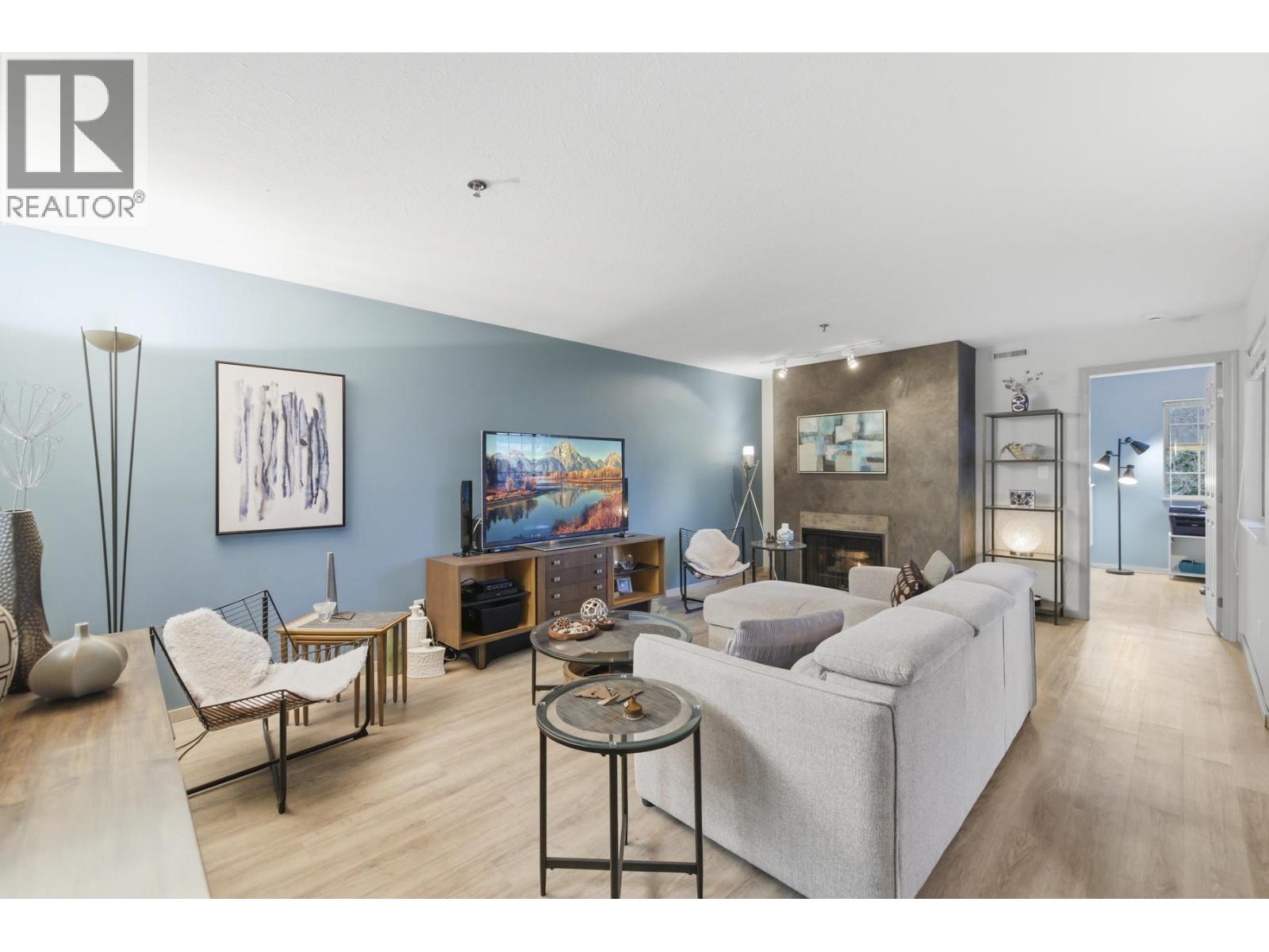 301 1148 Westwood Street, Coquitlam, British Columbia  V3B 4S4 - Photo 3 - R3085997