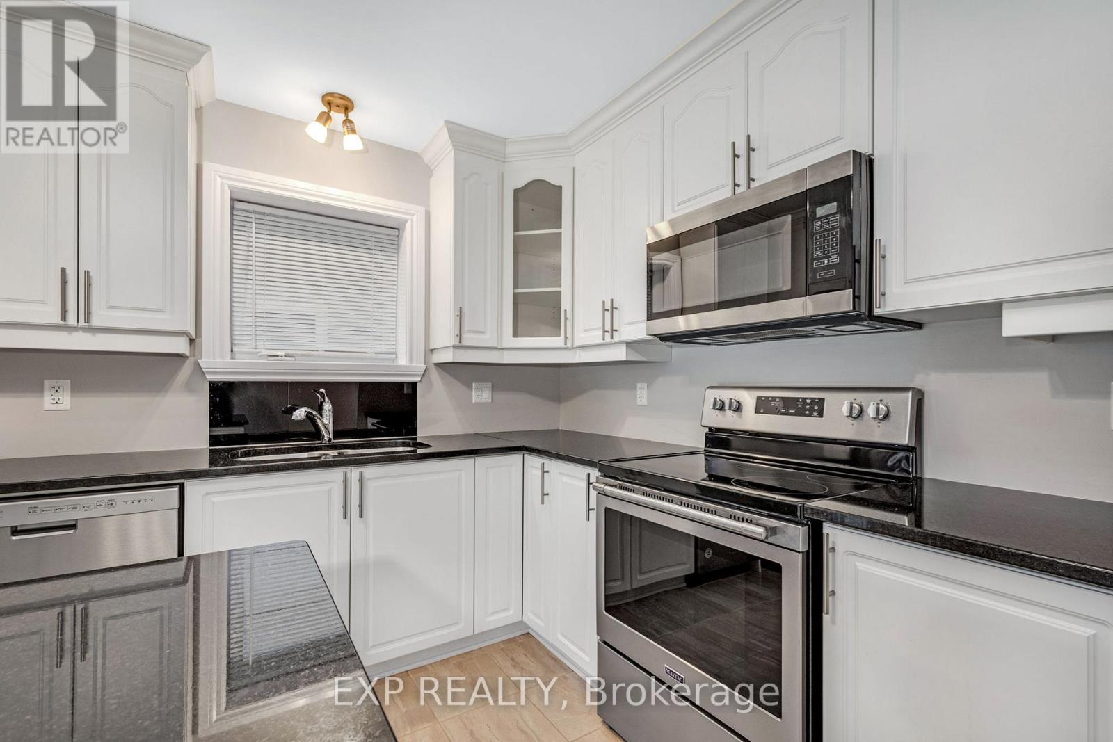 245 - 296 Masters Lane, Clarence-Rockland, Ontario  K4K 0K5 - Photo 3 - X12762476