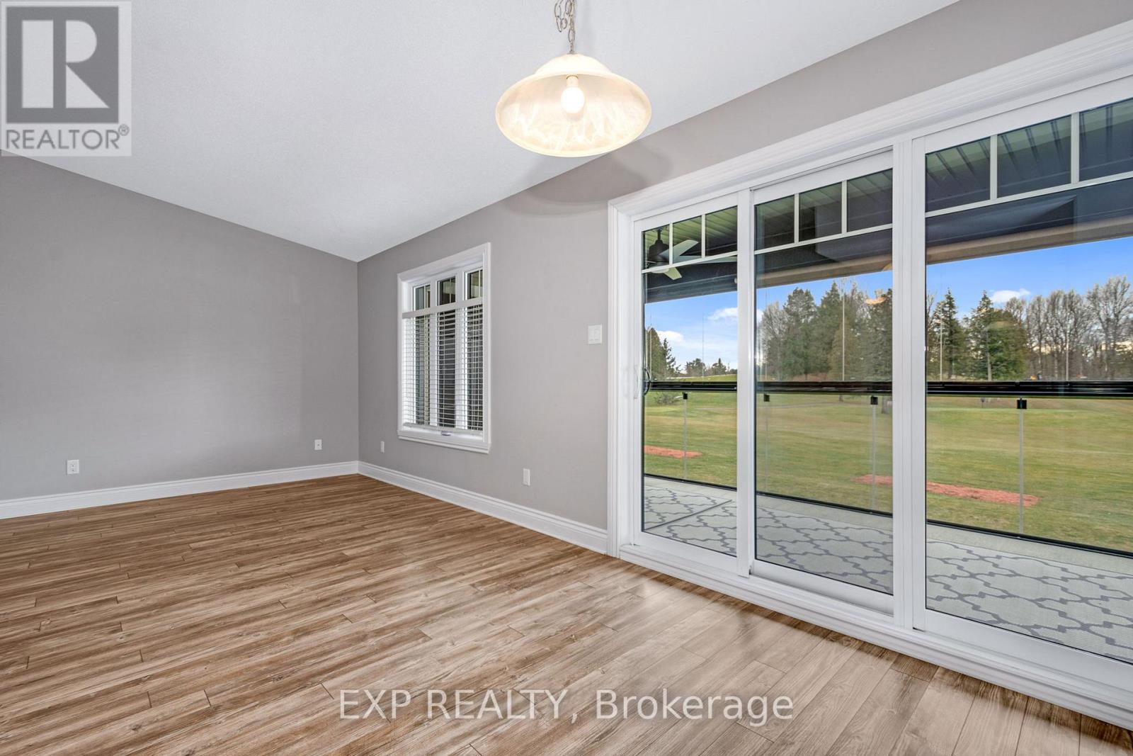 245 - 296 Masters Lane, Clarence-Rockland, Ontario  K4K 0K5 - Photo 9 - X12762476