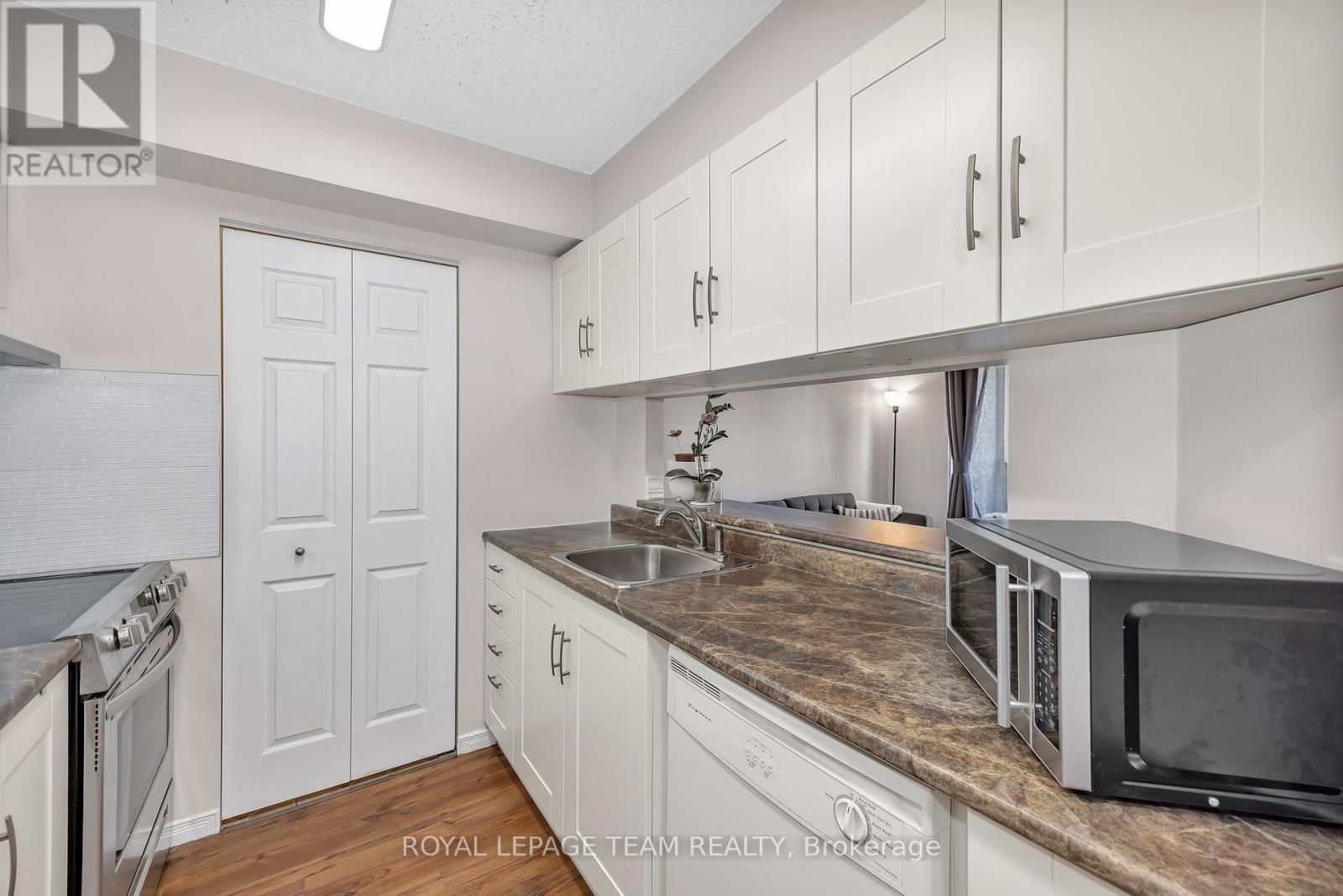 1701 - 199 Kent Street, Ottawa, Ontario  K2P 2K8 - Photo 16 - X12762540