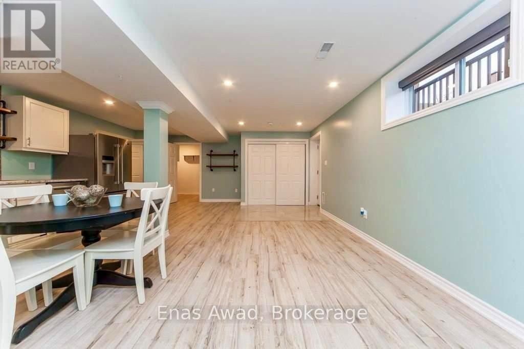 113b Metcalfe Drive, Bradford West Gwillimbury, Ontario  L3Z 3C6 - Photo 11 - N12762524