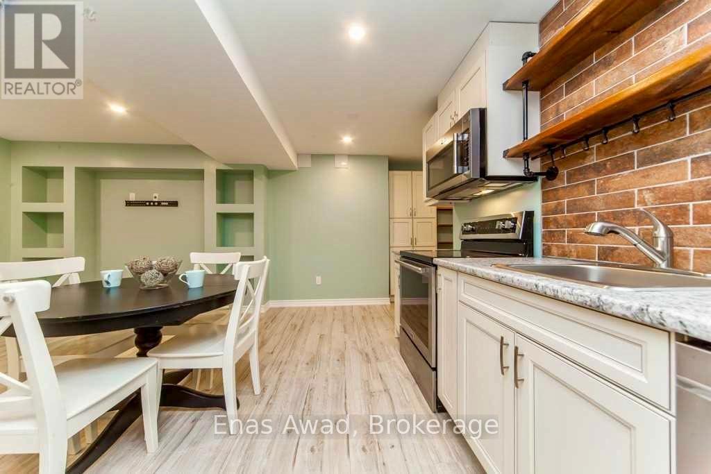 113b Metcalfe Drive, Bradford West Gwillimbury, Ontario  L3Z 3C6 - Photo 12 - N12762524