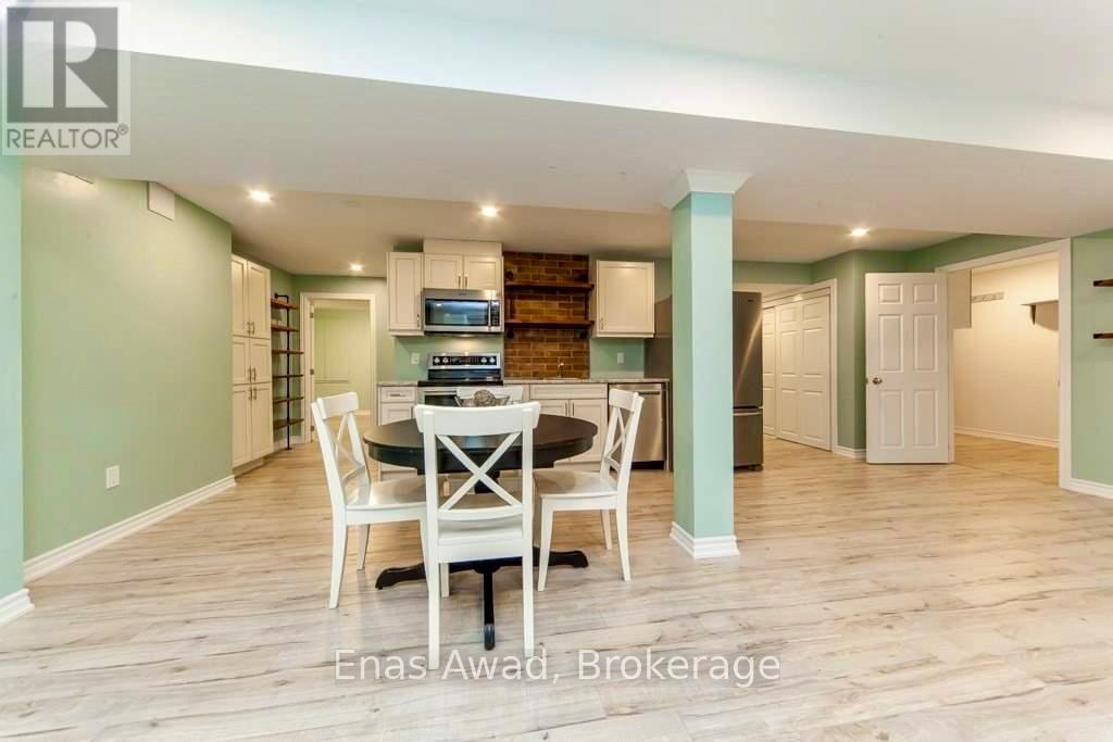 113b Metcalfe Drive, Bradford West Gwillimbury, Ontario  L3Z 3C6 - Photo 13 - N12762524