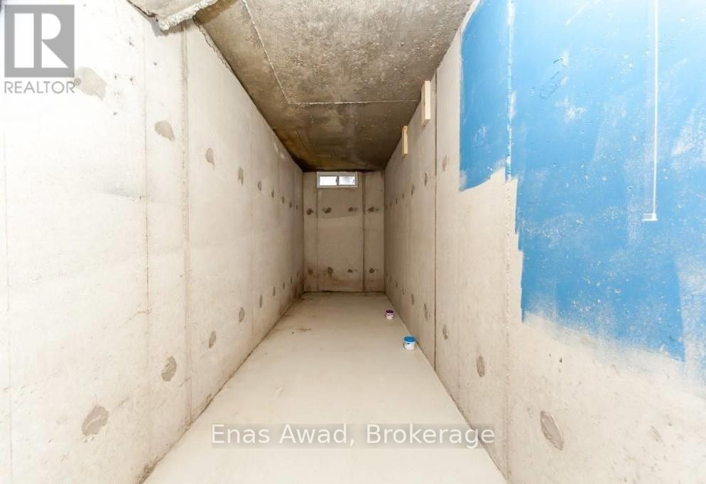 113b Metcalfe Drive, Bradford West Gwillimbury, Ontario  L3Z 3C6 - Photo 33 - N12762524