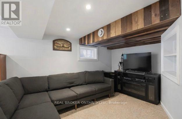 182 East 33rd Street, Hamilton, Ontario  L8V 3T6 - Photo 20 - X12762340