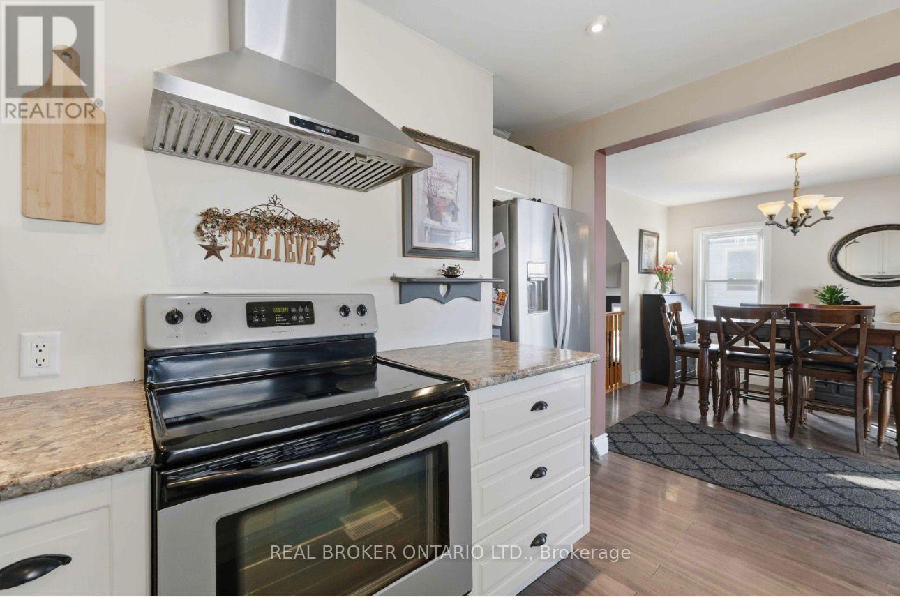 182 East 33rd Street, Hamilton, Ontario  L8V 3T6 - Photo 8 - X12762340