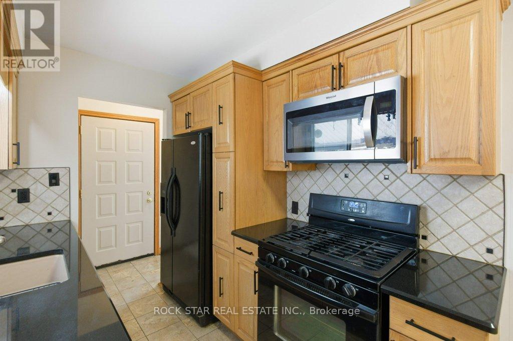 Main Fl - 115 Elmore Drive, Hamilton, Ontario  L8W 2C5 - Photo 2 - X12720252