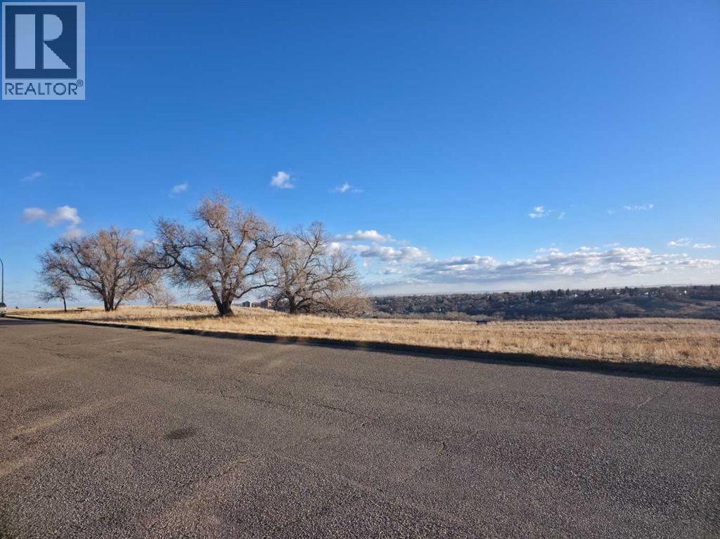 9, 512 Mccutcheon Drive Nw, Medicine Hat, Alberta  T1A 6X7 - Photo 6 - A2274623