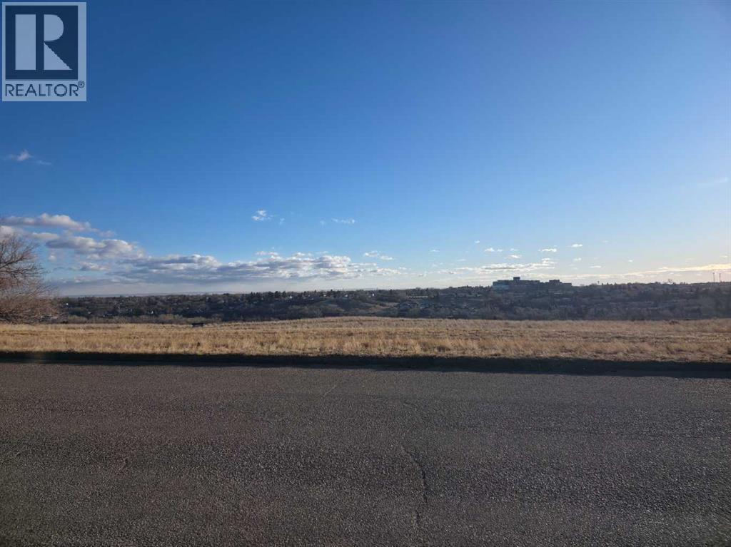 9, 512 Mccutcheon Drive Nw, Medicine Hat, Alberta  T1A 6X7 - Photo 7 - A2274623