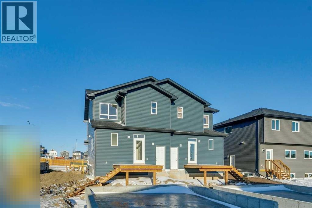 121 Bridgeport Gate N, Chestermere, Alberta  T1X 3E5 - Photo 3 - A2270482