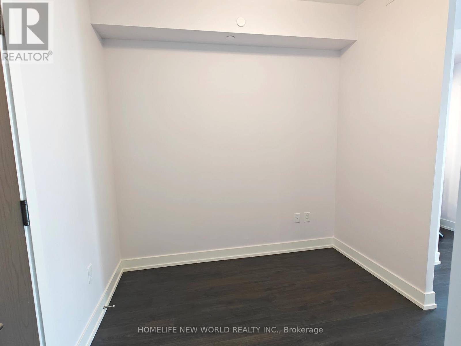 3801 - 30 Inn On The Park Drive, Toronto, Ontario  M3C 0P7 - Photo 8 - C12762358