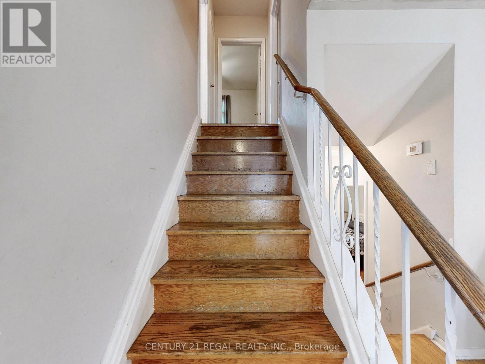 94 Billington Crescent, Toronto, Ontario  M3A 2G6 - Photo 17 - C12762378