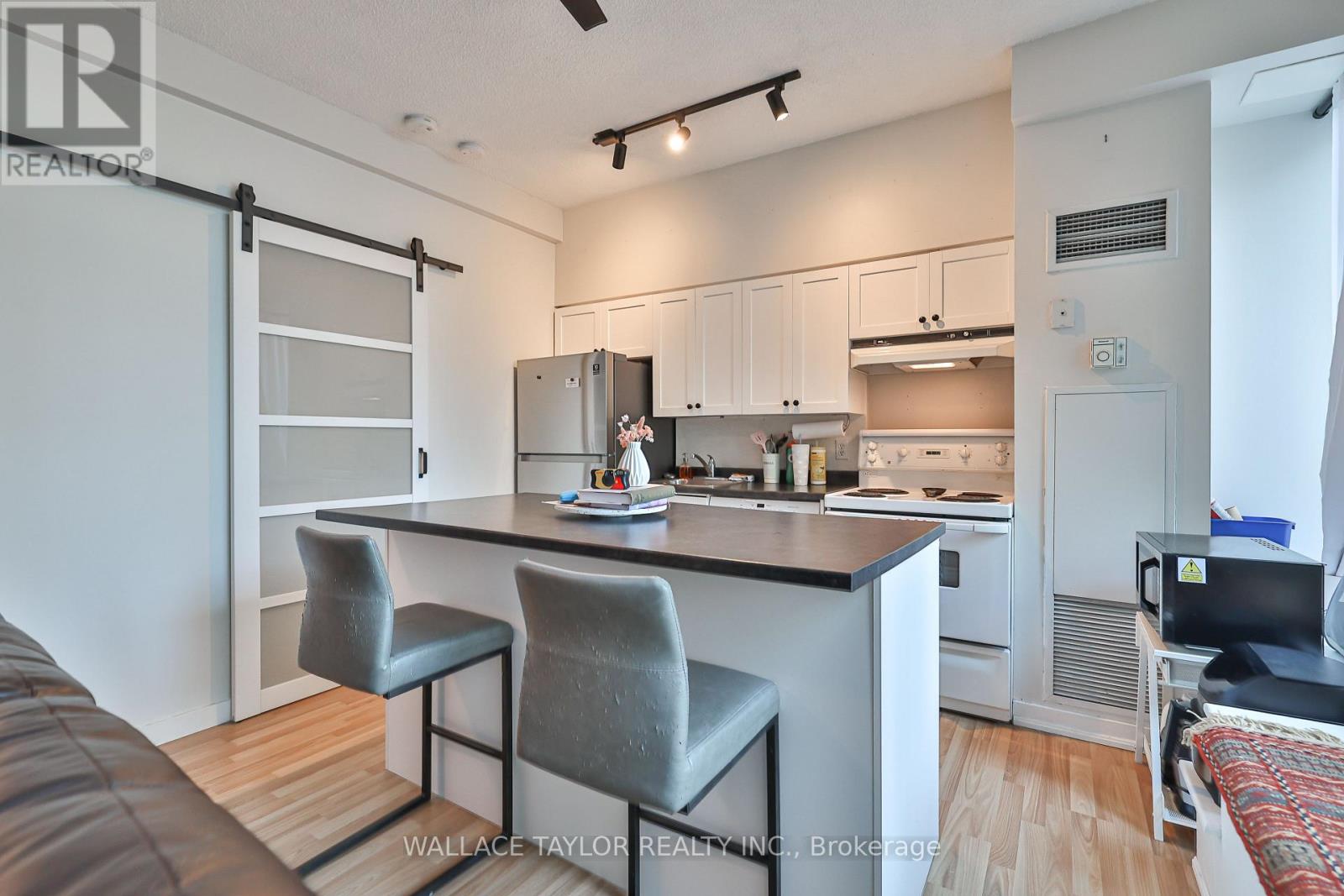 610 - 50 Camden Street, Toronto, Ontario  M5V 3N1 - Photo 13 - C12762392