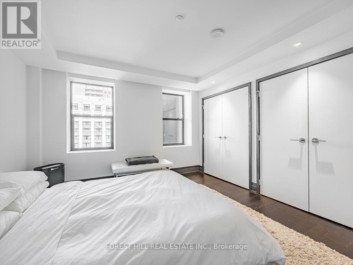 1105 - 2 Avenue Road, Toronto, Ontario  M5R 0C6 - Photo 22 - C12762422