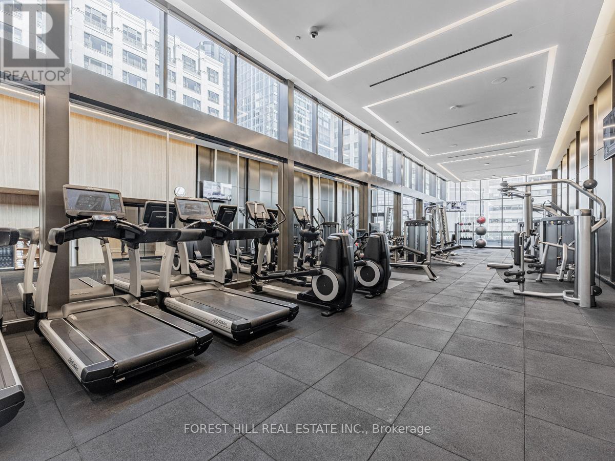 1105 - 2 Avenue Road, Toronto, Ontario  M5R 0C6 - Photo 29 - C12762422